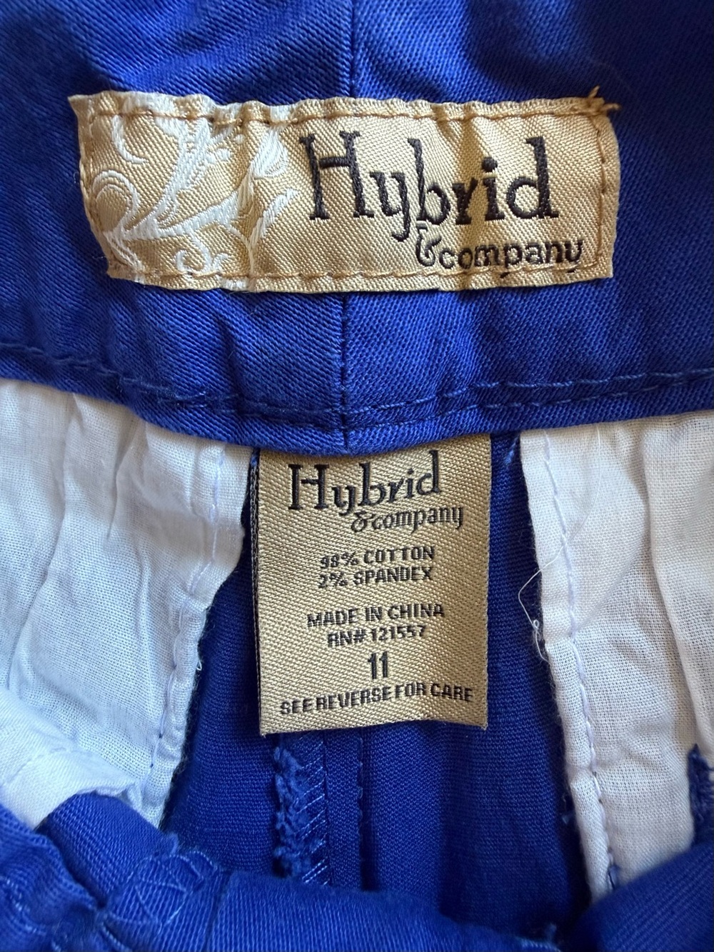 Hybrid & company Women's Royal Blue Tailored Shorts - Picture 2 of 7